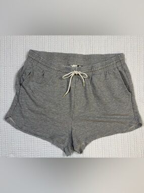 H&M Women's Lightweight Gray knit Lounge Shorts with Drawstring, size XL
